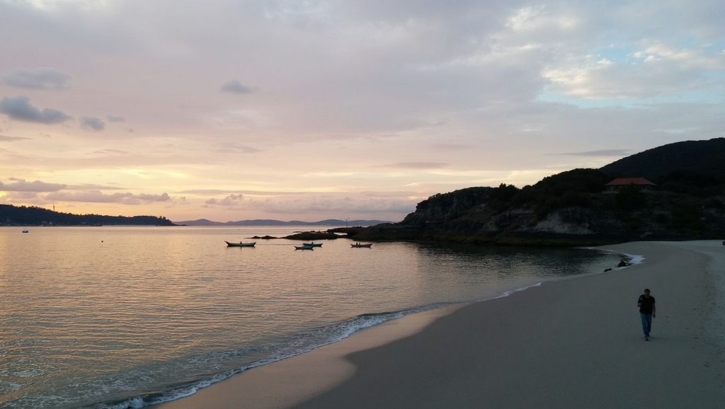 Praia de Lagoelas — foto 3 de 6