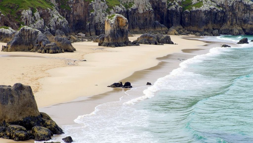 Aguas de Praia de Lumebó en Galicia (A Coruña)