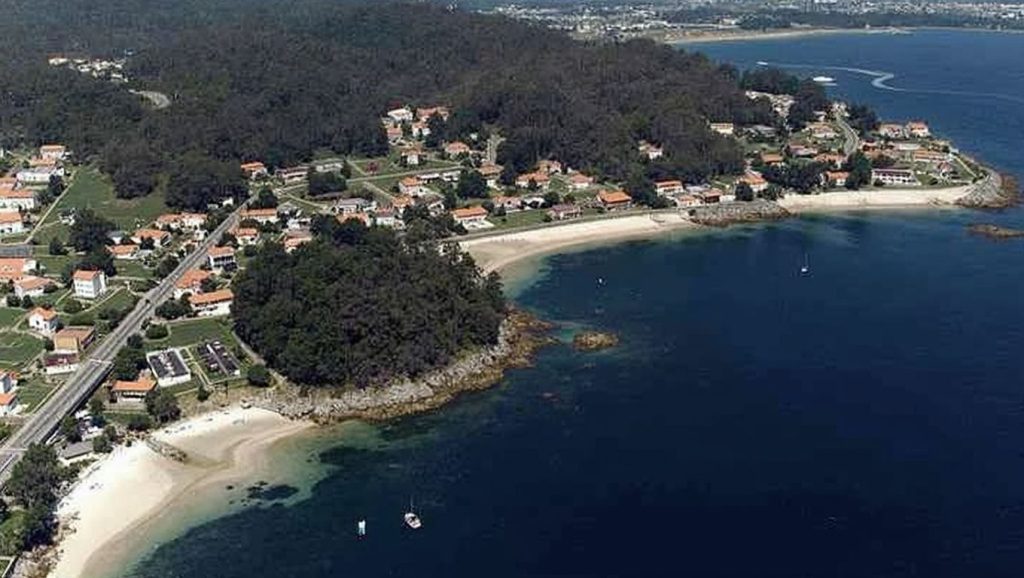 Ría y costa de Praia de Ouriceira en Poio, Pontevedra