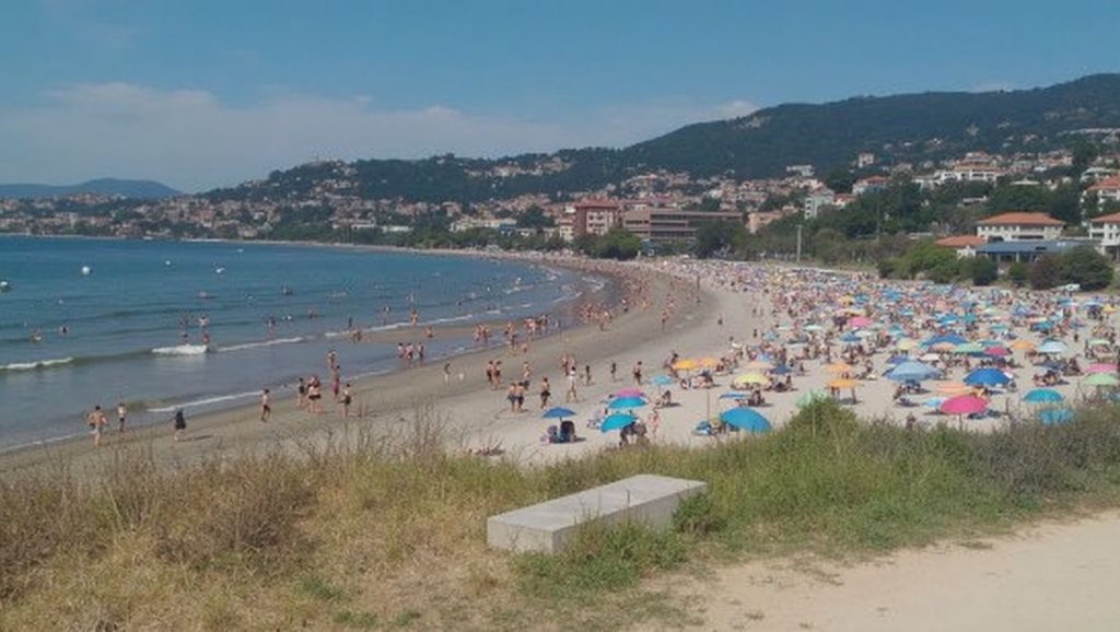 Aguas de Praia de Patos en Nigrán (Pontevedra)