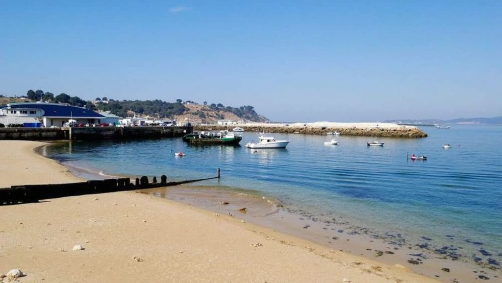 Praia de Pescadoira en Bueu (Pontevedra)