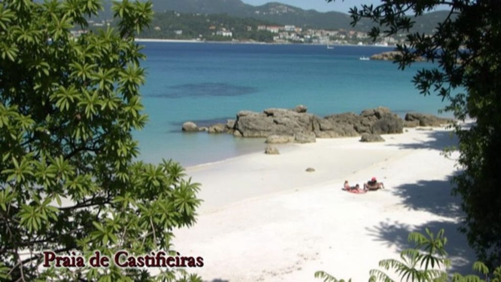 Entorno natural de Praia de Petís en Pontevedra