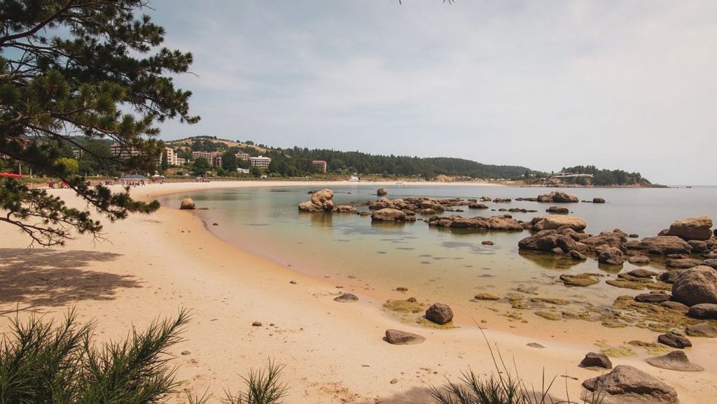 Costa de A Pobra do Caramiñal desde Praia de San Lázaro, A Coruña