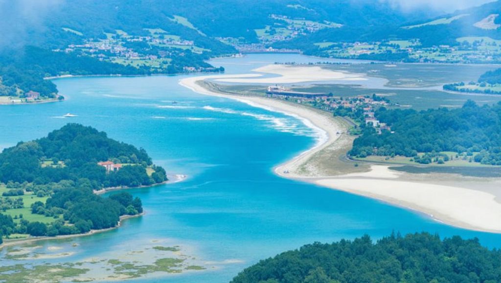 Arena de Praia de Santo Antón, Ortigueira (Lugo)