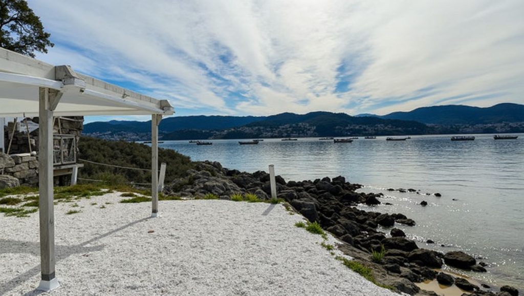 Entorno natural de Praia de Sinás en Pontevedra