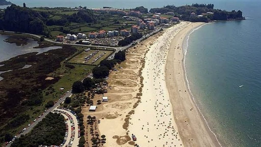 Praia de Soseto en Miño (A Coruña)