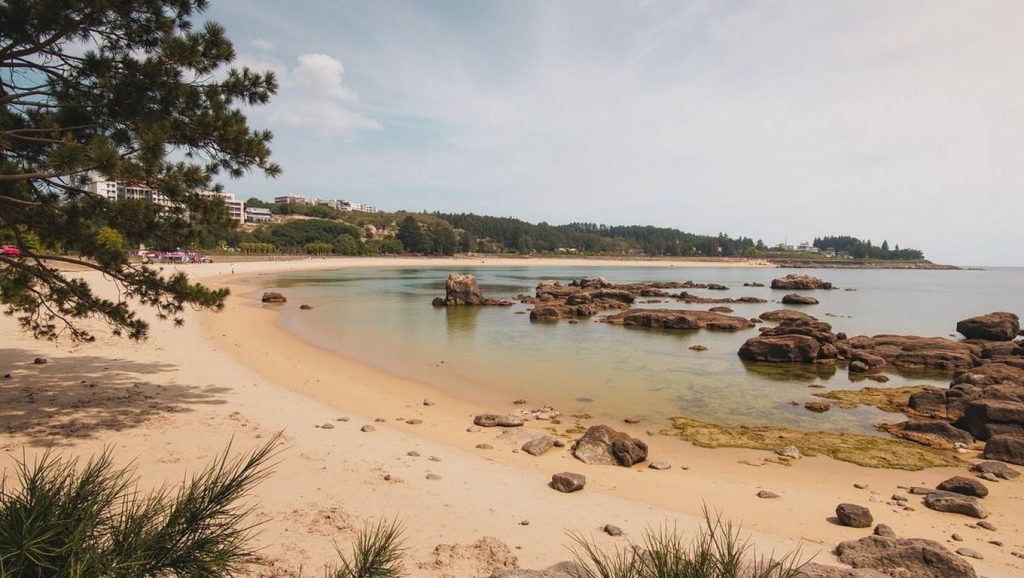 Amplio horizonte marino en Praia do Agro Novo, A Pobra do Caramiñal