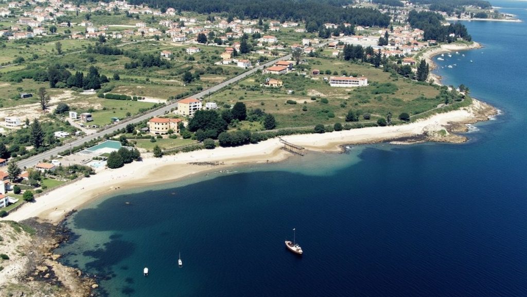 Ría y costa de Praia do Caeiro en Poio, Pontevedra