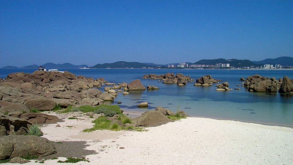 Ría y costa de Praia do Cocho en Vigo, Pontevedra