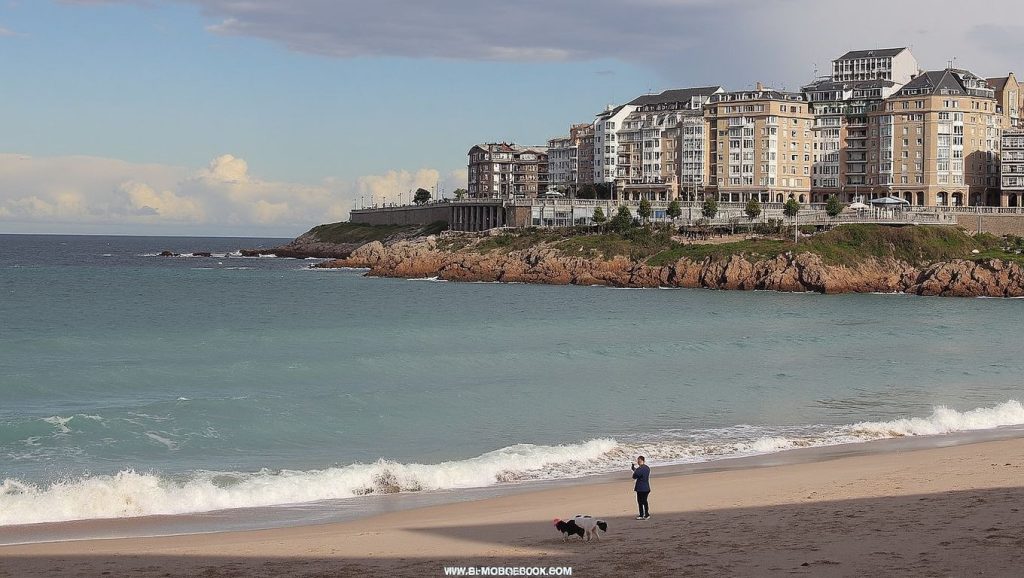 Panorámica de Praia do Matadoiro, A Coruña