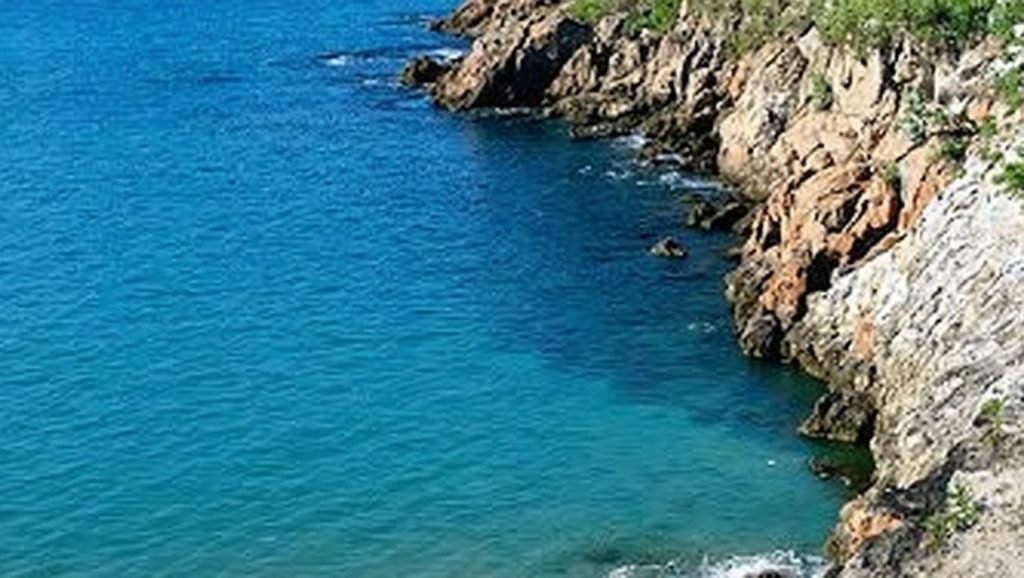 Ría y costa de Praia do Matadoiro en A Coruña, A Coruña