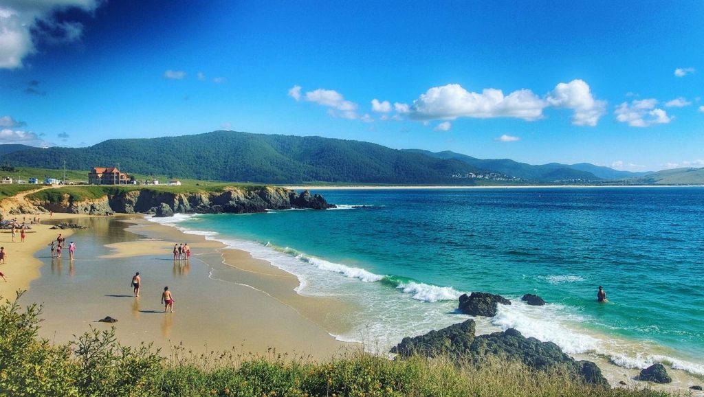Ría y costa de Praia do Olmo en Ferrol, A Coruña