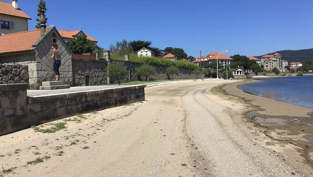 Aguas de Praia do Padrón en Poio (Pontevedra)