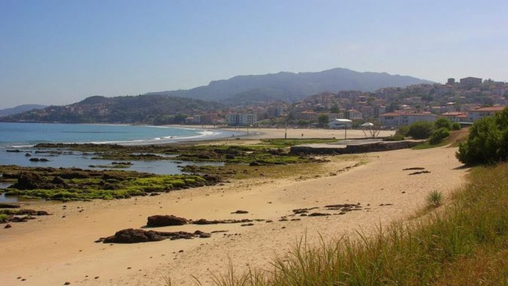 Ría y costa de Praia do Rego do Forno en Nigrán, Pontevedra