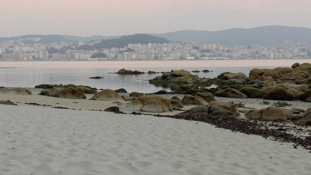 Entorno natural de Praia dos Alemáns en Pontevedra