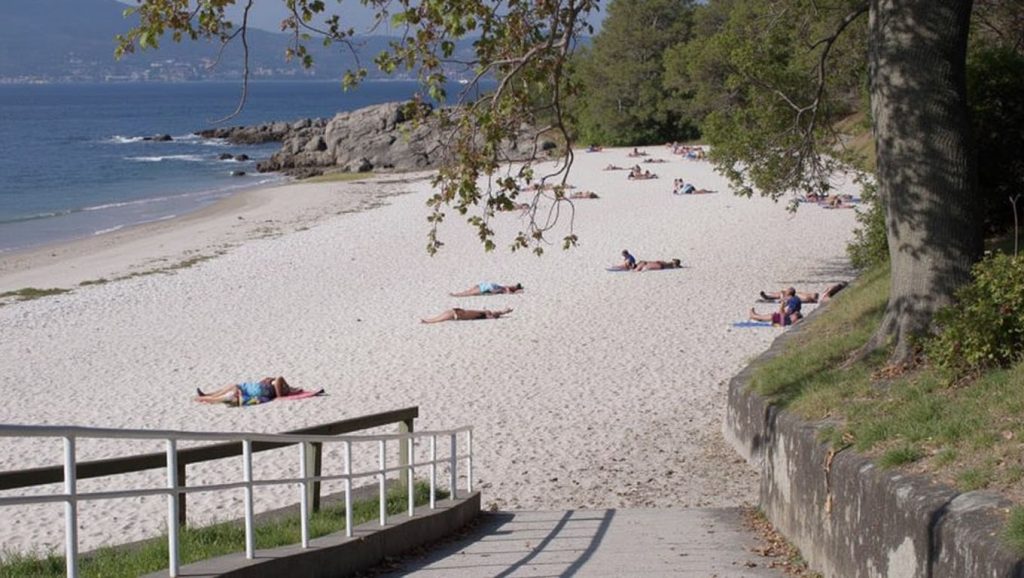 Praia dos Gatos en Pontedeume (A Coruña)