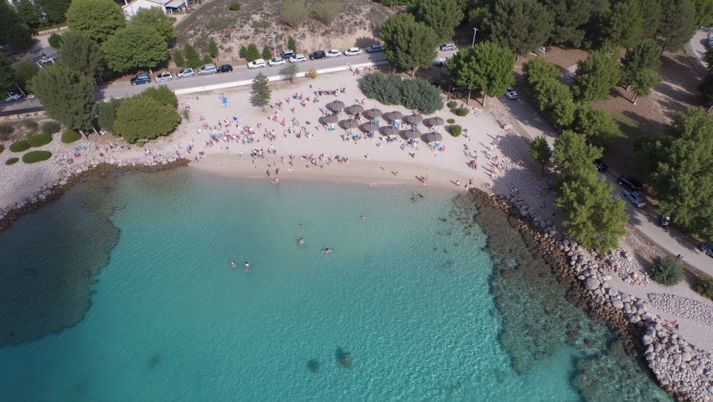 Orilla tranquila de s'Algar, playa de Felanitx