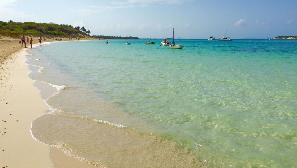 Olas rompiendo en S'Arenal Petit, Ses Salines / Campos
