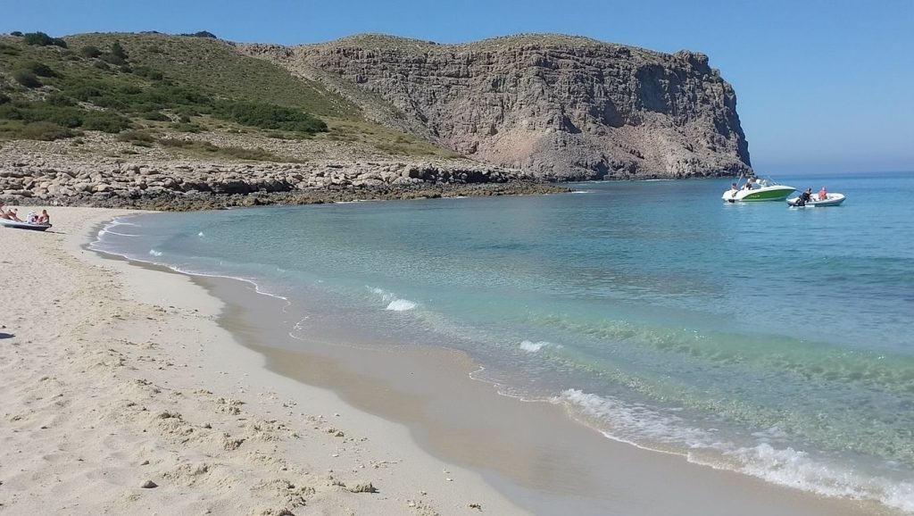 Arena y mar en s'Arenalet d'es Verger, Artà, Mallorca