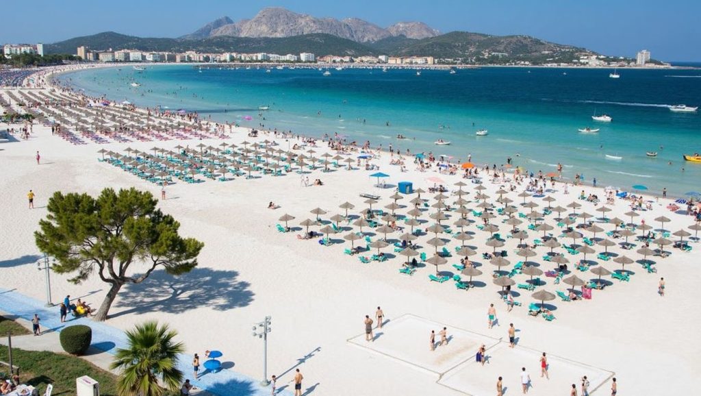 Detalle del agua en Sa Platja Petita (Cap des Pinar), Alcúdia, Mallorca
