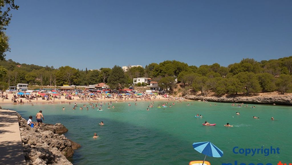 Arena y mar en Ses Fonts de n'Alis, Santanyí, Mallorca