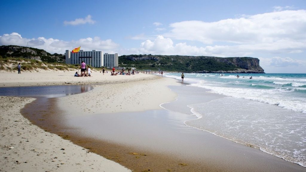 Son Bou — foto 3 de 6