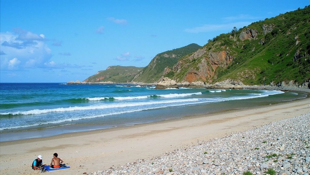 Olas y surf en Vallina, Cudillero (Asturias)