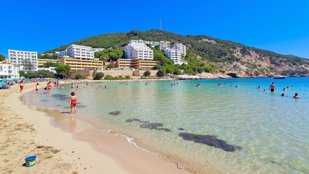 Cala Llonga — foto 4 de 6