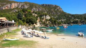 Paleokastritsa Alipa (Corfú, Grecia)