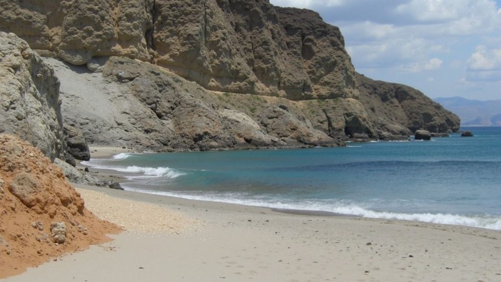 Kaminia - Milos, Grecia