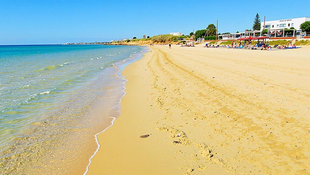 Golden Beach (Chrysi Akti) - Paros, Grecia