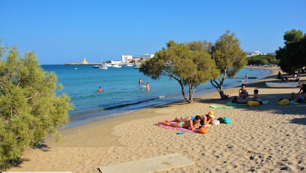 Pollonia - Milos, Grecia