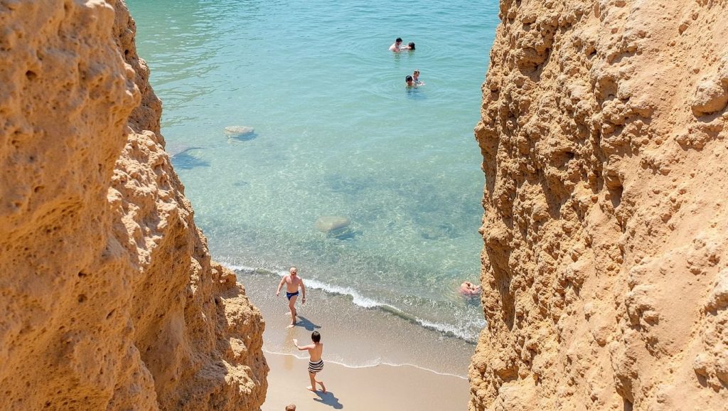 Kabeiroi - Milos, Grecia
