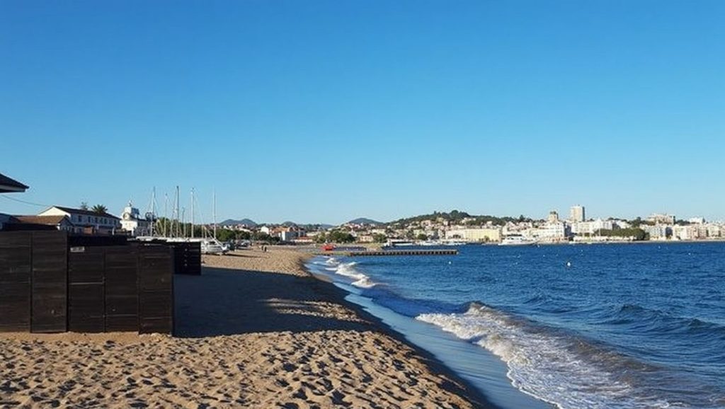 plage base nature - Fréjus, Côte d'Azur
