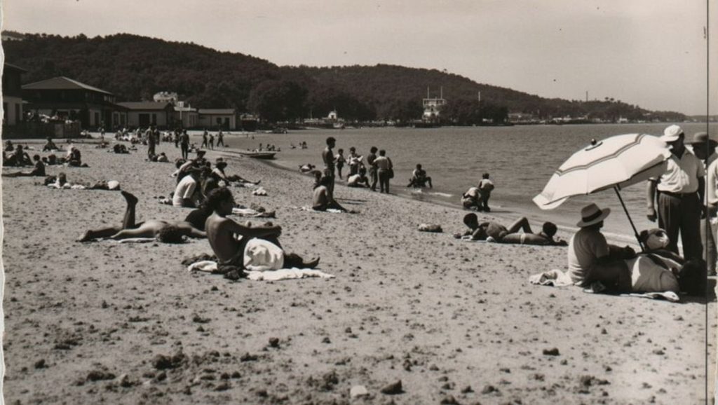 Plage de la Bouillabaisse - Saint-Tropez, Côte d'Azur