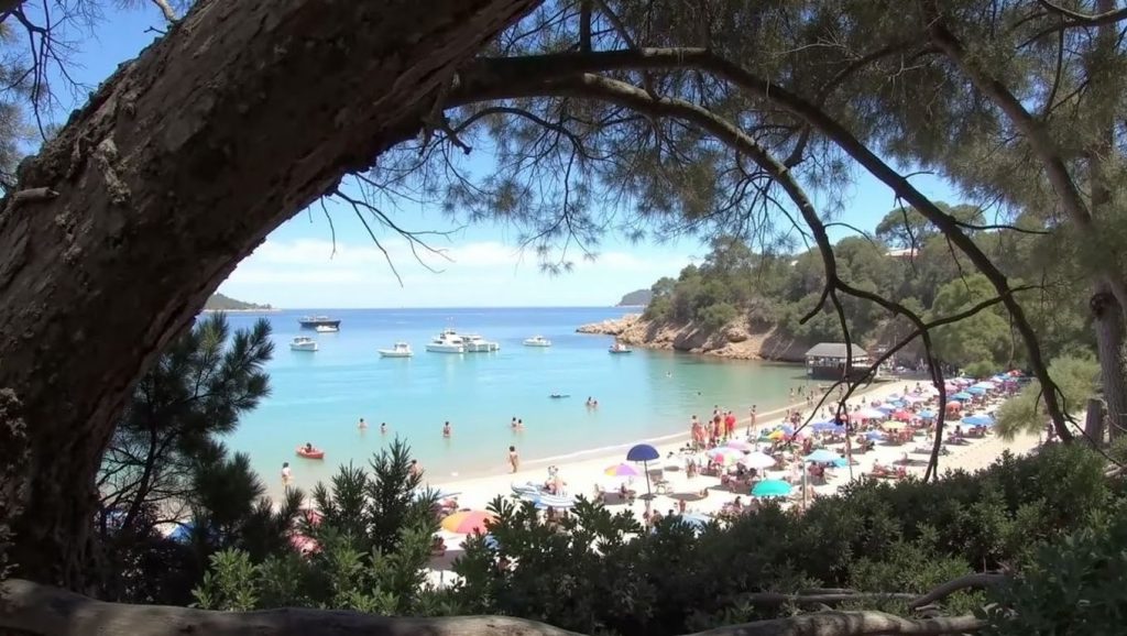 Plage du Layet - Le Lavandou, Côte d'Azur