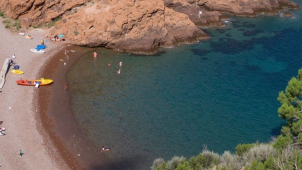 Calanque du Petit Caneiret - Saint-Raphaël, Côte d'Azur