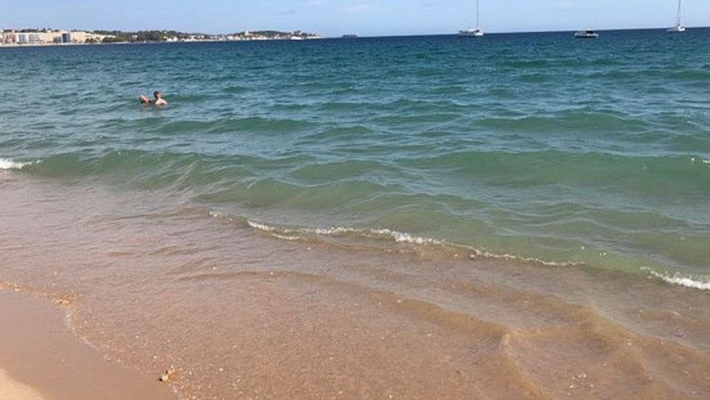 Plage de la corniche d'azur - Fréjus, Côte d'Azur