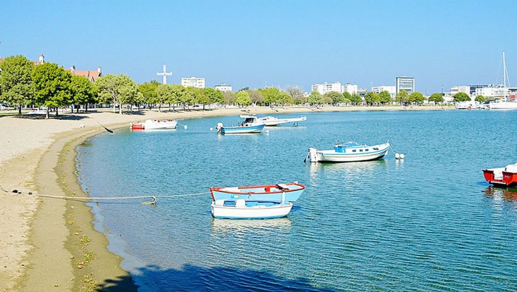 Pollonia - Milos, Grecia