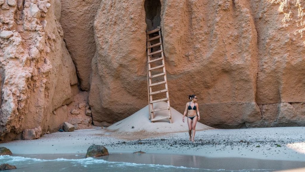 Kolimpisionas - Milos, Grecia