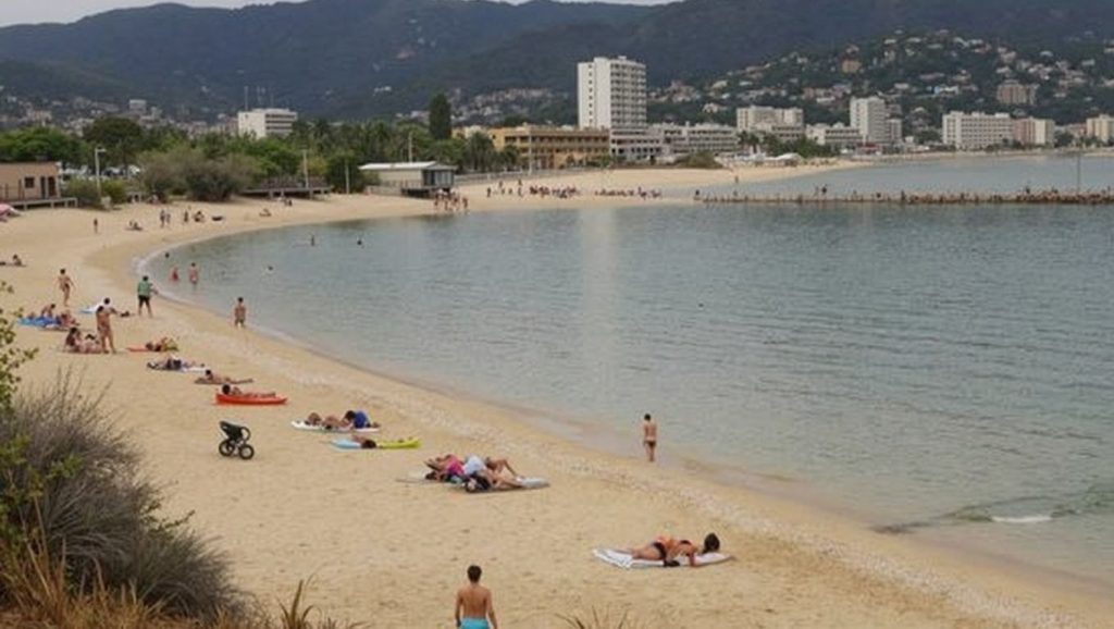 Plage de la Favière - Bormes-les-Mimosas, Côte d'Azur
