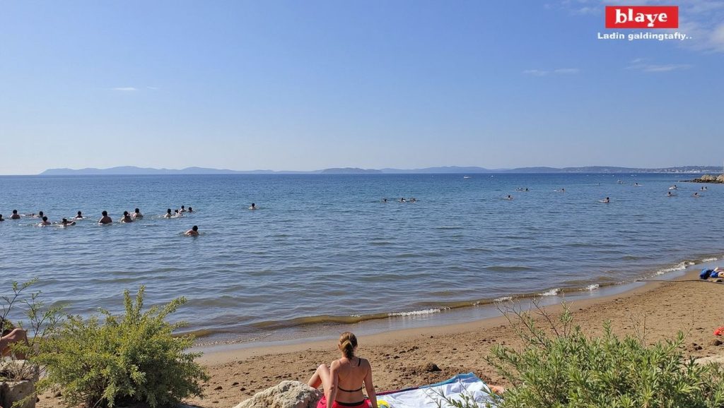 Plage La Polynésie - Hyères, Côte d'Azur