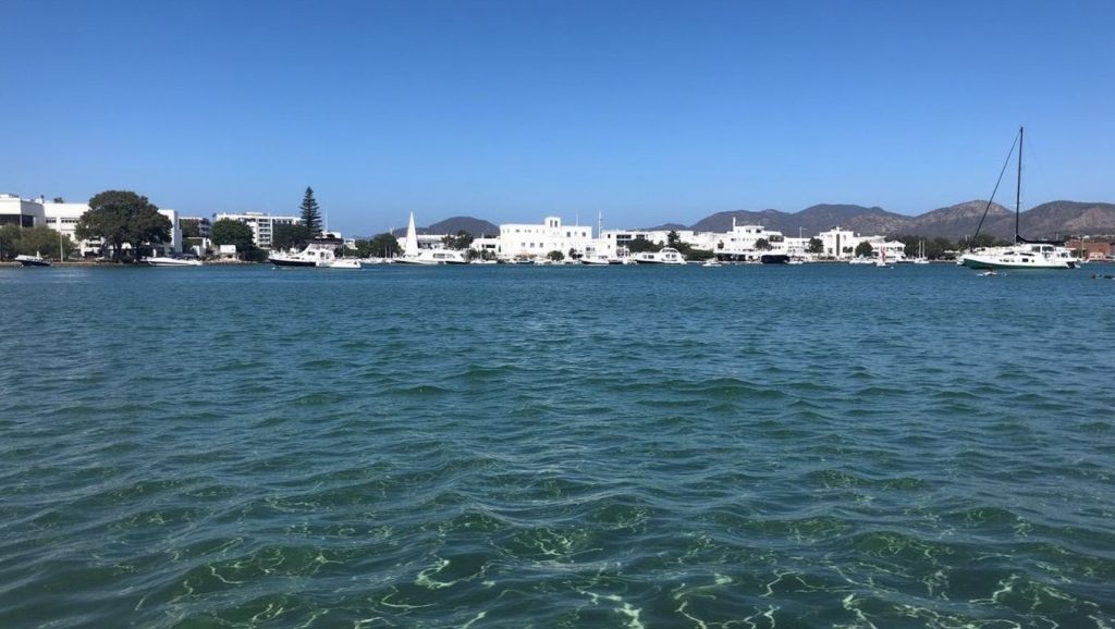 Pollonia - Milos, Grecia
