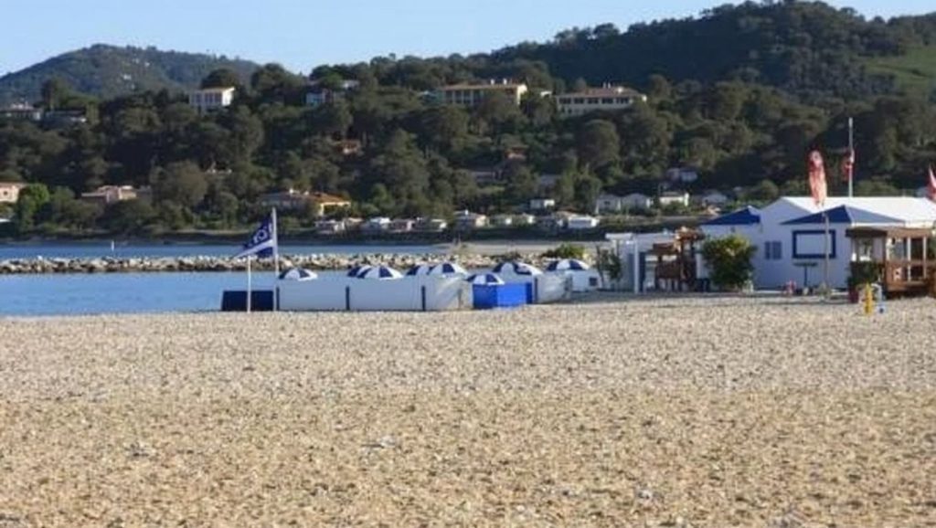 Plage de la Favière - Bormes-les-Mimosas, Côte d'Azur