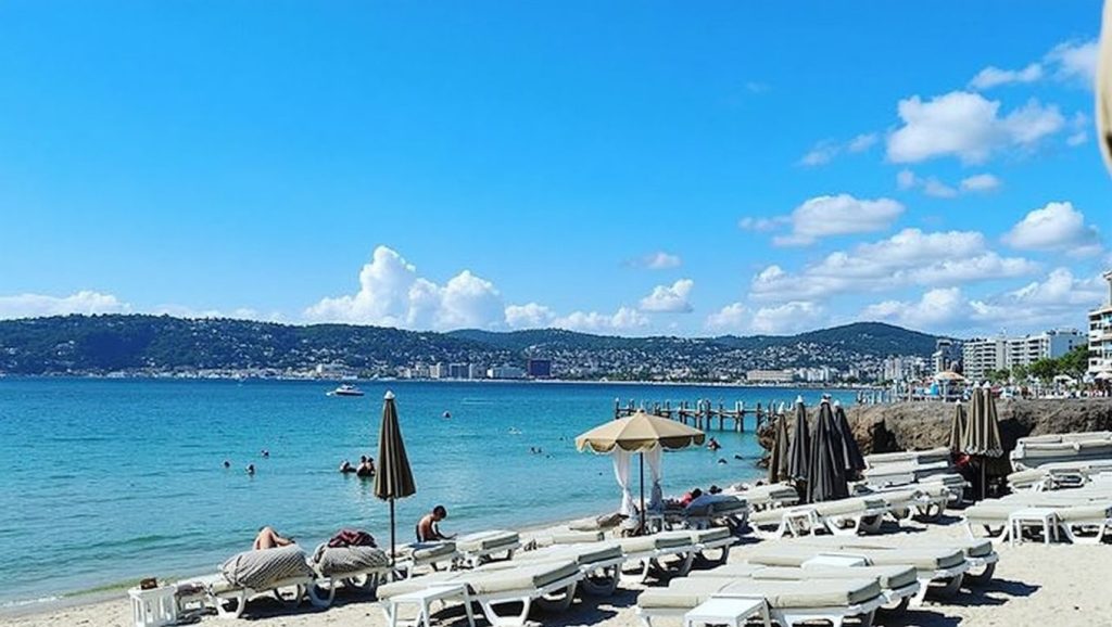 Plage naturiste de Sainte Croix - Sainte-Croix-du-Verdon, Côte d'Azur
