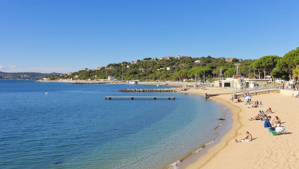 Plage de Chabassole - Aiguines, Côte d'Azur