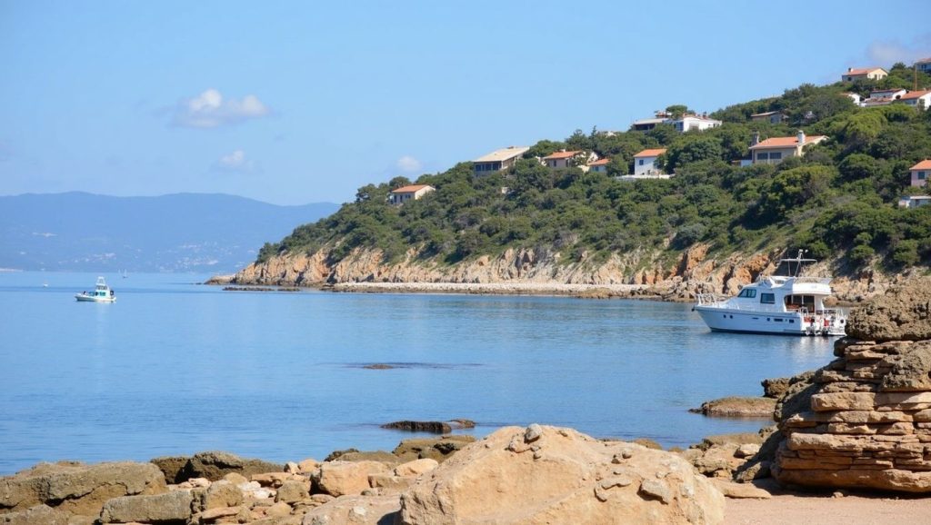Plage des Grottes - Hyères, Côte d'Azur