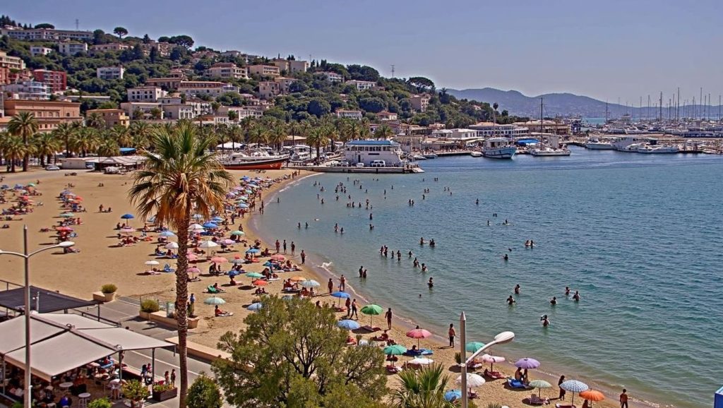 Plage de l'Eléphant - Le Lavandou, Côte d'Azur