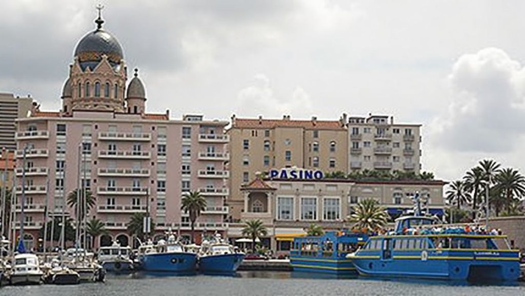 Plage du Casino - Saint-Raphaël, Côte d'Azur
