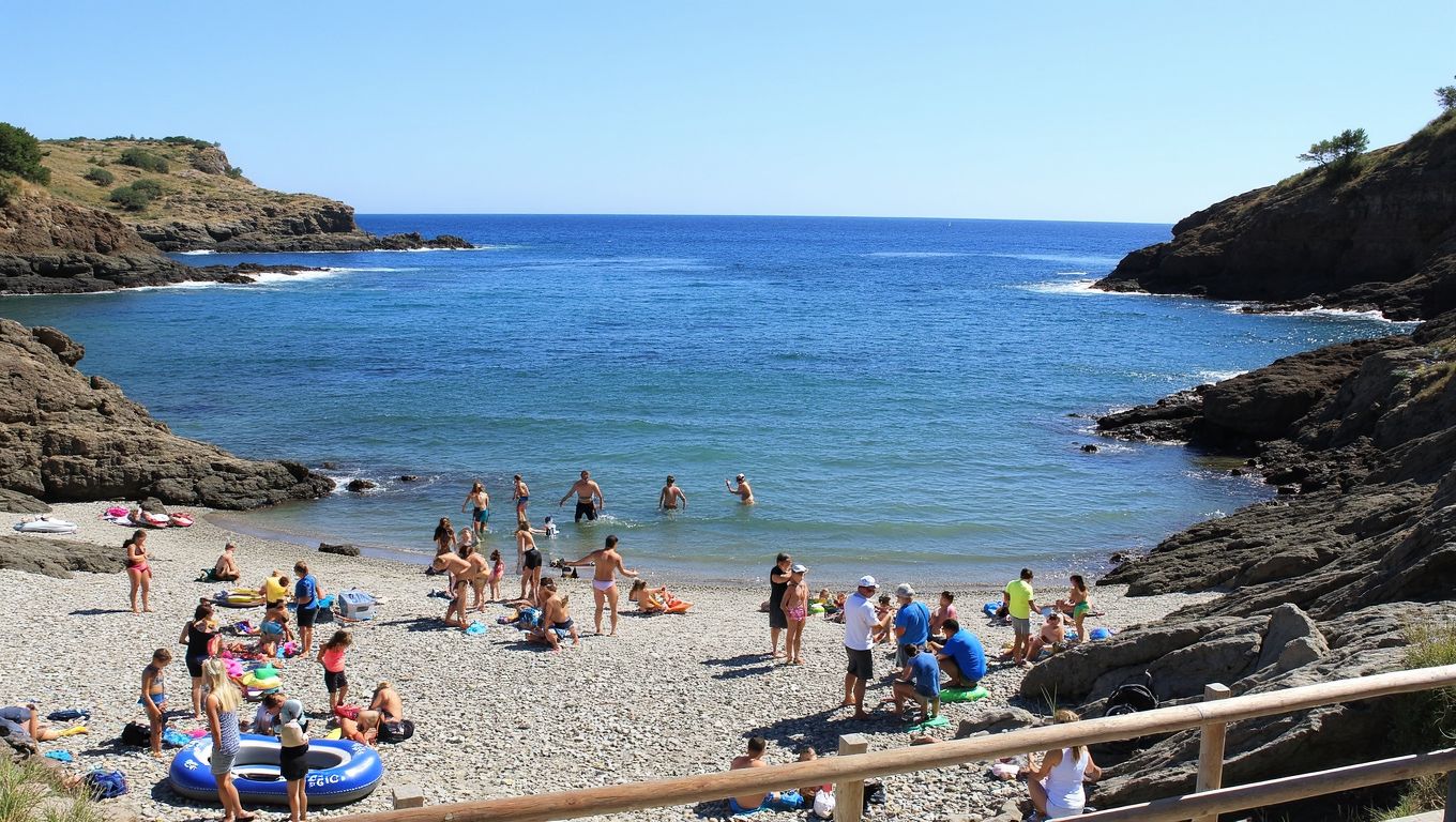 Platja d'en Ballesta (Cadaqués, Girona)
